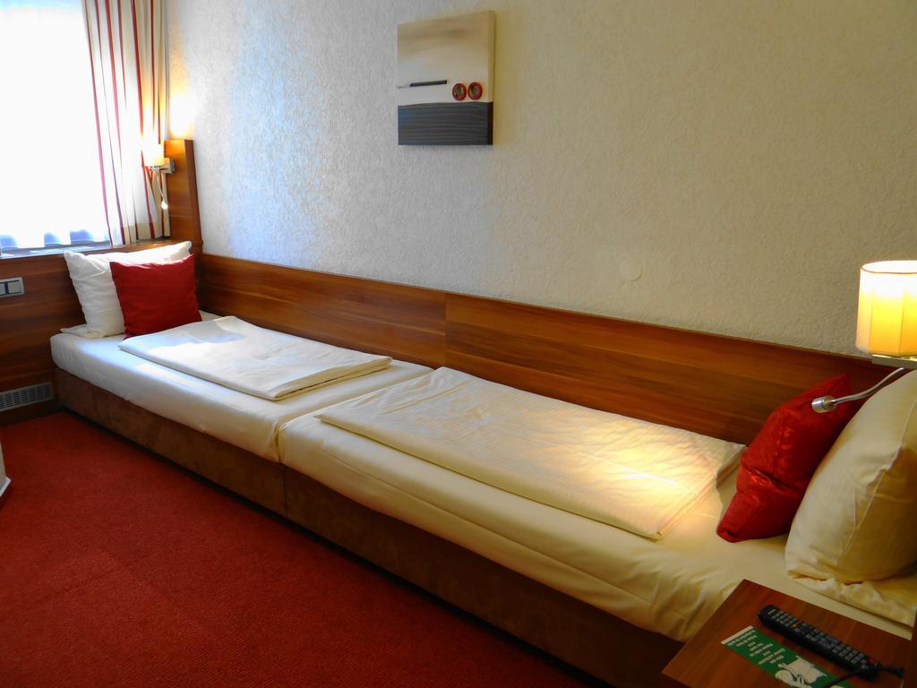 Hotel Schuetzenhof Spa Garden Buerstadt Ngoại thất bức ảnh